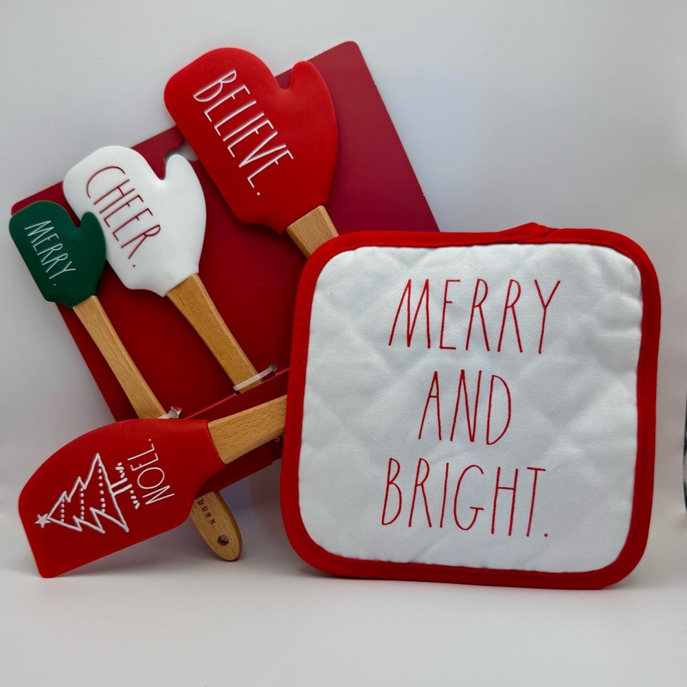 RAE Dunn Holiday Spatula and Pot Holder Set - Red, White, Green- NWT